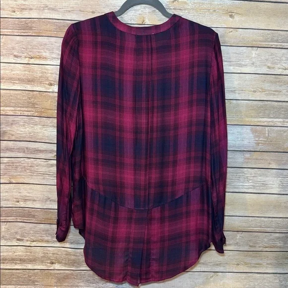 Democracy Plaid Blouse with Floral Embroidery - Picture 4 of 6